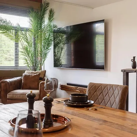 Stunning Designer Penthouse - 85