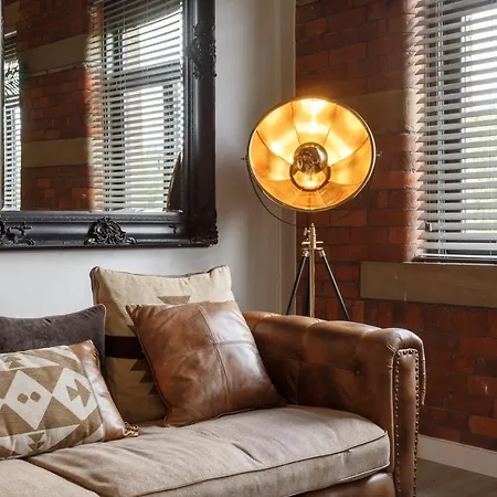 Stunning Designer Penthouse - 85