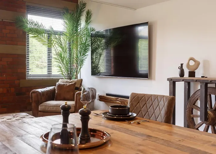 Stunning Designer Penthouse - 85