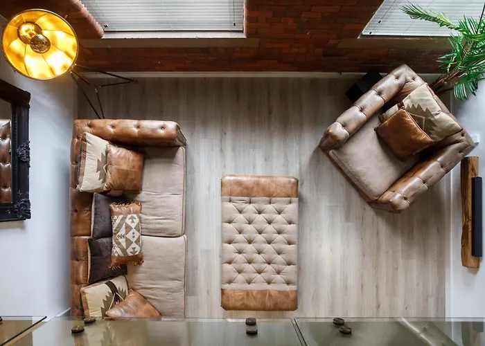 Stunning Designer Penthouse - 85