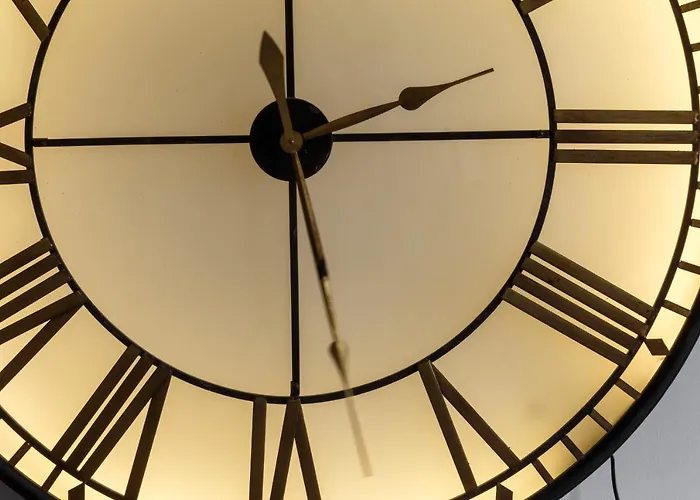 Stunning Designer Penthouse - 85