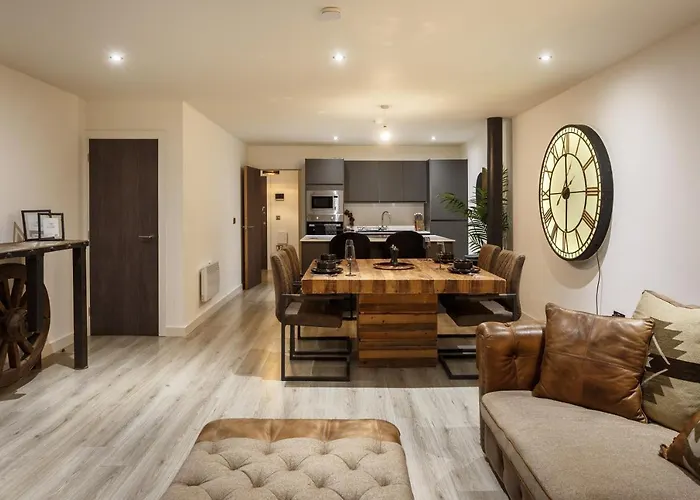 Stunning Designer Penthouse - 85