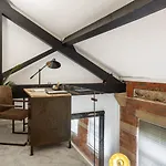 Апартаменты Stunning Designer Penthouse - 85